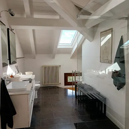 Tuscany Garden Guest house *